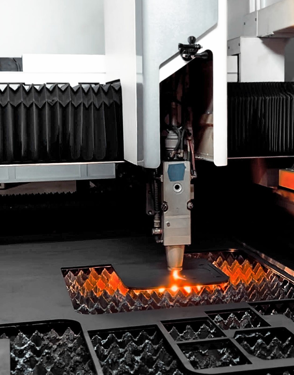 carpenteria metallica specializzata in taglio laser a Angera - Vendramini Fernando Srls